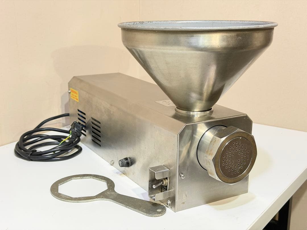 生蕎麦製麺機　生粉打ち名人　オホーツク物流　中古美品 十割蕎麦製麺機 生粉打ち名人NEO そば打ち ソバ 製麺 オホーツク物流②